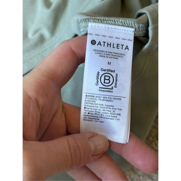 Athleta Ease In Tank Racerback Athletic size M Green - Picture 4 of 8